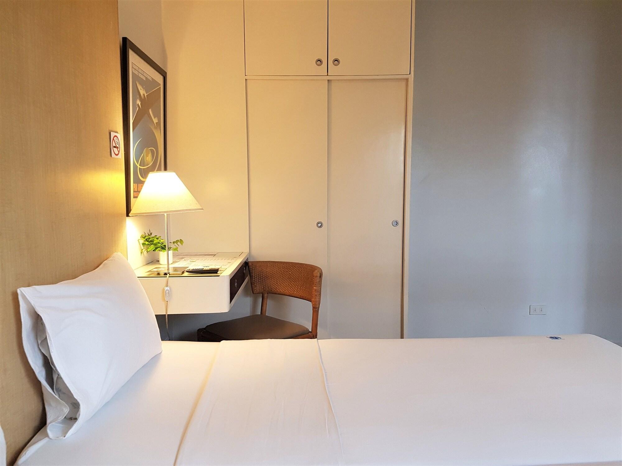 מנילה The Clipper House, Poblacion Makati מראה חיצוני תמונה